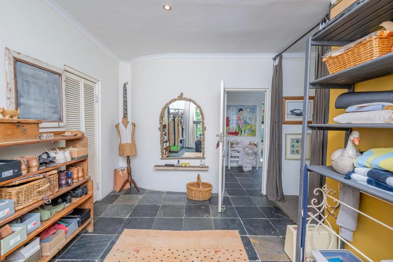 7 Bedroom Property for Sale in Somerset West Western Cape